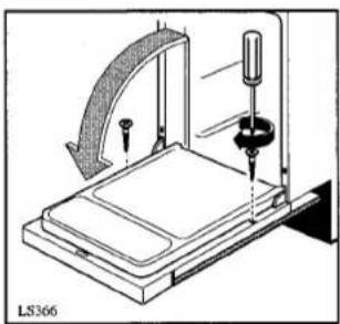 Tricity Bendix BK280 - Mounting of decor panel onto the door - 4