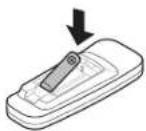 KENMORE 580.77107 - Insertar la batería del control remoto - 2