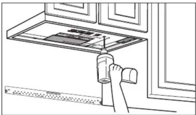 BLOMBERG BOTR30200CSS - C2. Utilisez le gabarit supérieur pour la préparation de l'armoire supérieure - 1