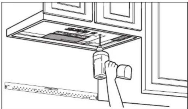 BLOMBERG BOTR30200CSS - B4. Utilisez le gabarit supérieur pour la préparation de l'armoire supérieure - 1