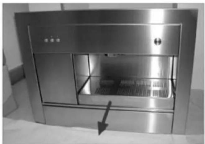 BAUMATIC BEC2SS - STEP 3 - PLACE THE COFFEE MACHINE IN THE UNIT, READY FOR INSTALLATION. NOTE: THE HOLES FOR THE BLOCKING SCREWS ARE: - 1