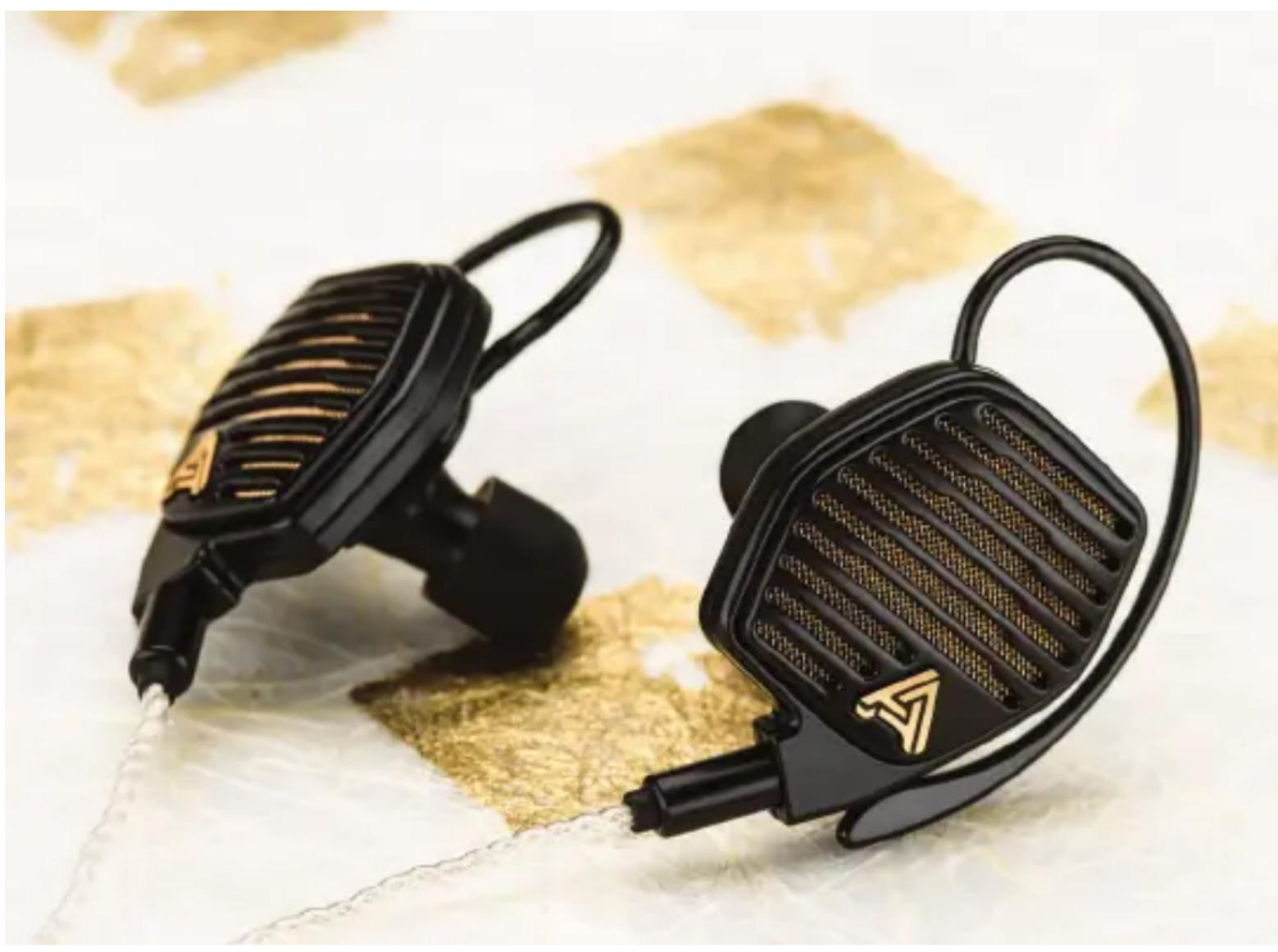 Audeze LCDi4 - 1