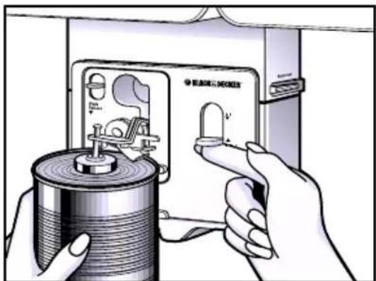 BLACK & DECKER Spacemaker EC70 - UTILISATION DE L'OUVRE-BOÎTE - 1