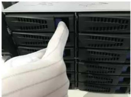 Hikvision DS-A82024D - HDDInstallation - 2