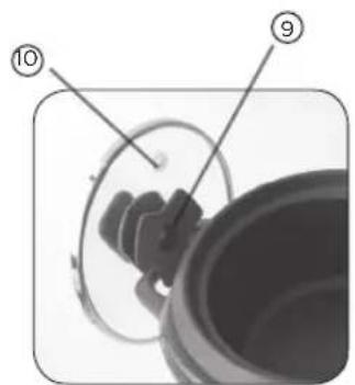Diagram of a mechanical component with numbered parts labeled ⑩ and ⑨