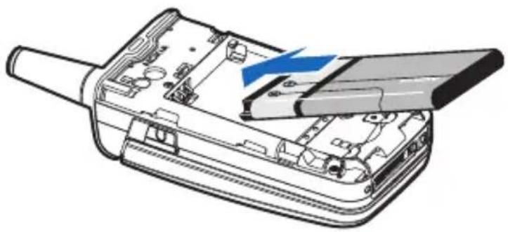 NOKIA 3155i - Ranura de la tarjeta UIM - 2