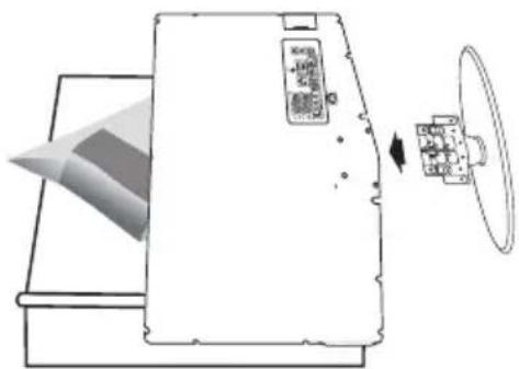 SAMSUNG LE40R86WD - Instalace stojanu - 1
