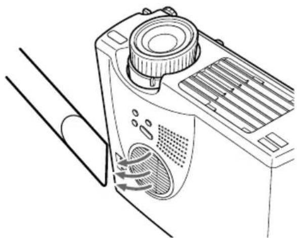 EPSON EMP-710 - Cleaning the Air Filter - 1
