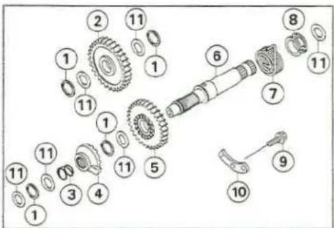 Exploded view diagram of a mechanical assembly with numbered parts for identification