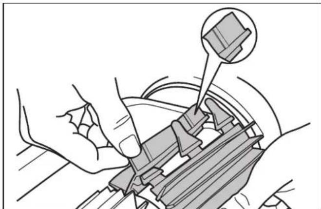ZODIAC VX45 - Replacing the Brushes - 1