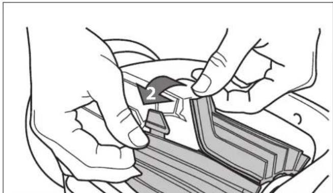 ZODIAC VX45 - Replacing the Brushes - 3