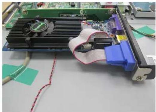 Advantech PPC-4211W - Installing the Riser Card - 3