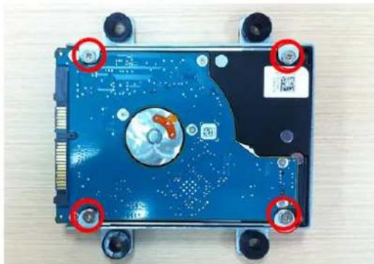 Advantech PPC-4211W - Installing the HDD - 4
