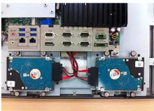 Advantech PPC-4211W - Installing the HDD - 6