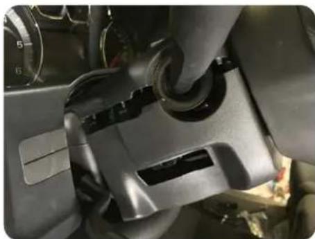 Stinger SR-GM14H - Part Five: Lower Steering Column Cover Removal (Optional) - 3
