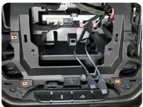 Stinger SR-GM14H - Part One: Dual USB Extension (SSUSB2) - 4