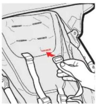 GRACO Breaze - • To Change Shoulder Harness Slots - Cómo cambiar las ranuras del arnés del hombro - 2