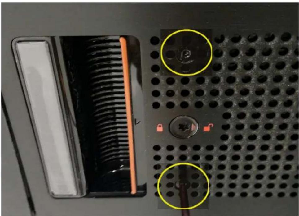 QUANTUM Xcellis QXS-424 - Removing a 5U84 Bezel - 3