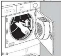 Zanussi-Electrolux TCE7127W - Cleaning the filters - 3