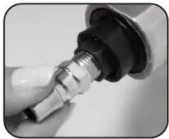 Ozito ACO-PRO - CONNECTING TO COMPRESSOR - 3