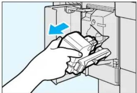 OLIVETTI copia 9017 - Replacing the Staple Cartridge - 3