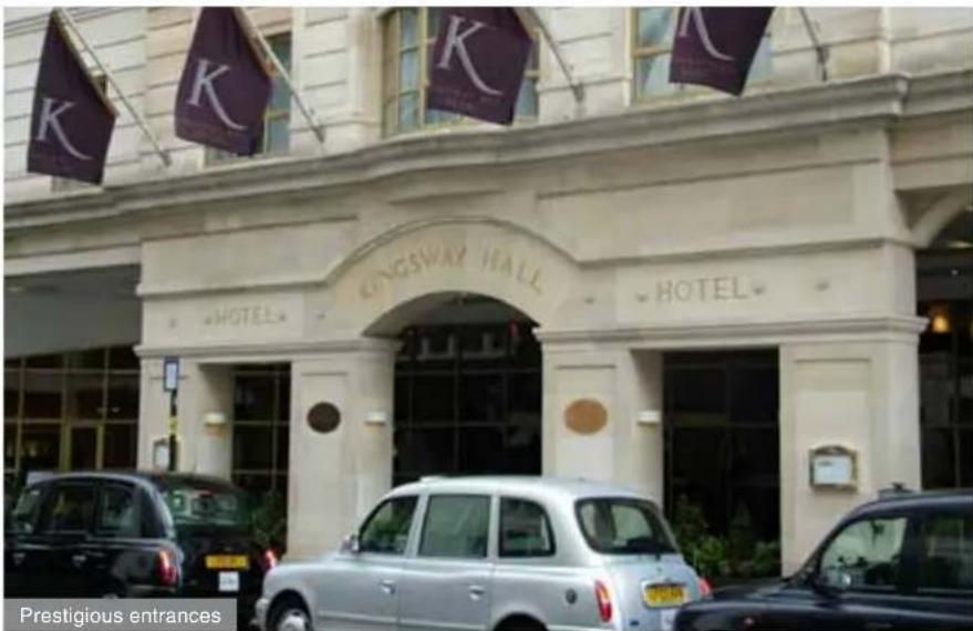KINGSWAY HALL HOTEL Prestigious entrances