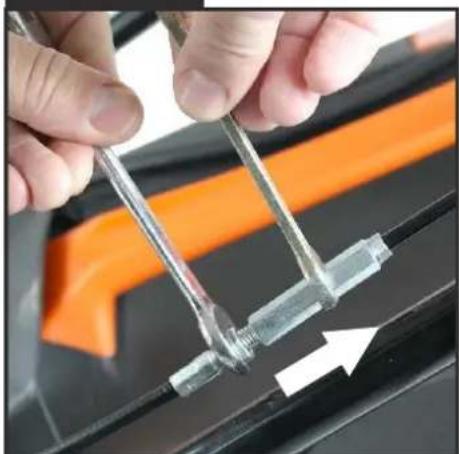 HYUNDAI P4600SPE - Drive Cable Adjustment - 4