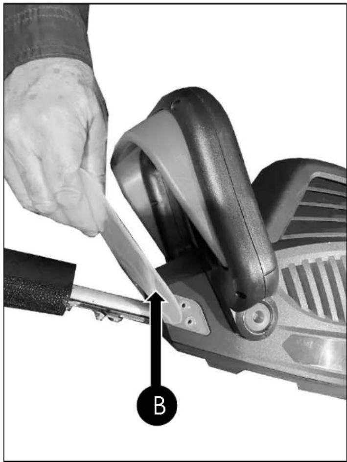 HYUNDAI HYHT680E - STEP 1 : Attach The Safety Guard - 2