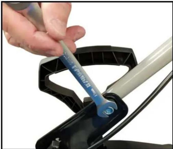HYUNDAI HYM530SPR - Step 1 : Assemble Handle Bars - 2