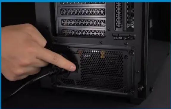 XPG Ultimate SU800 - RESEMBLE THE CASE - 1