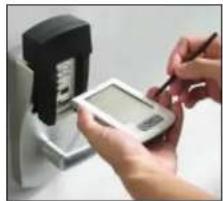 Dormakaba ILCO ATLAS - How do I Perform an Electronic Override? - 5