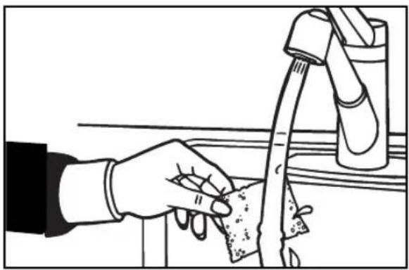 VAX Rapide CCW-502 - Emptying and cleaning the dirty water tank and filter - 6