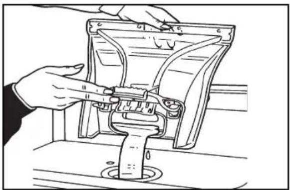 VAX Rapide CCW-502 - Emptying and cleaning the dirty water tank and filter - 4