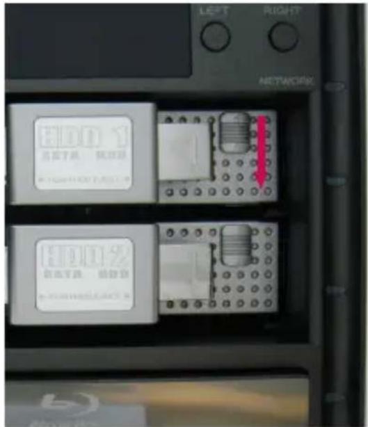 LEFT RIGHT NETWORKS HDD 1 DATA 键盘 HDD 2 DATA 键盘 NETWORKS