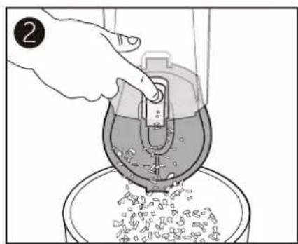 BUSH V18P01EP29EU - Emptying the dust container - 2