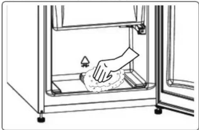 Finlux FR-FF1005FM0W - Freezer defrosting process - 1