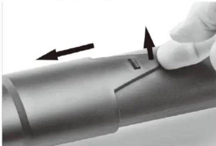 BLAUPUNKT CB2010 - Akumuliatoriaus įdėjimas - 3
