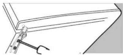 Cookology UCFF87BK - Reversing the Door Swing (oponal) - 7