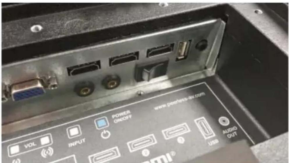 VOL INPUT POWER OR/OFF www.pearhens-av.com USB AUDIO OUT