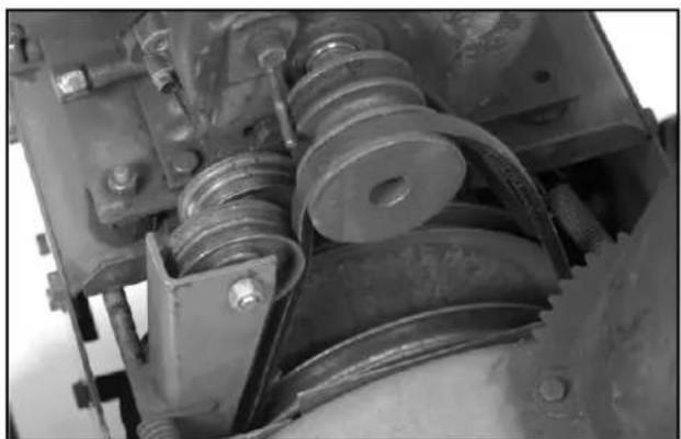 TORO 38062 - Secondary Method — Traction and Auger Housings Separated: Toro Models 38065 and 38080 - 1