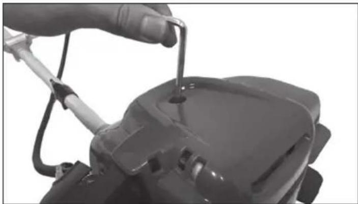 Draper GTP34 - CAUTION! Risk if injury from moving parts or burns from exhaust. - 1