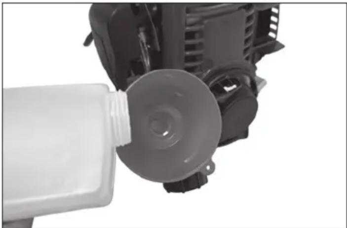 Draper GTP34 - Fuelling the Brush Cutter/Trimmer (Fig.11) - 2