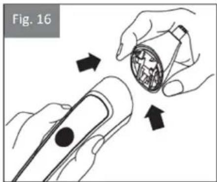 Izzy PG-1050 - Attaching/detaching the nose/ear/eyebrow trimmer (6) - 2