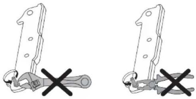 BLOMBERG KND24692V - Reversing the Door Opening Side - 1