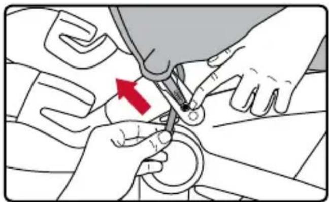 BRITAX B-Safe Ultra - Cómo quitar la cubierta - 1
