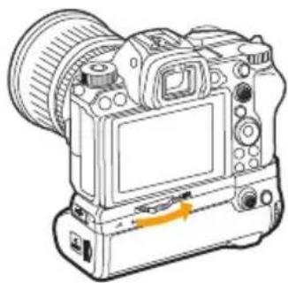Vello BG-N22 - Attaching the Battery Grip - 5