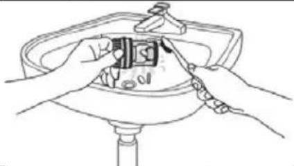 Kogan KATTLWASH8A - Cleaning the pump filter - 2
