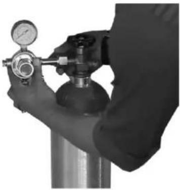 EDGESTAR KC3000BL - Connect Regulator to Cylinder - 1