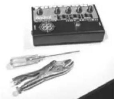Radial Engineering Classic - Disassembly - 1