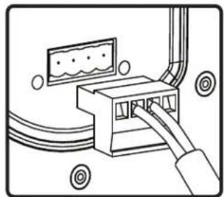 Diagram of a cable connector with wires and connectors (no text or symbols)